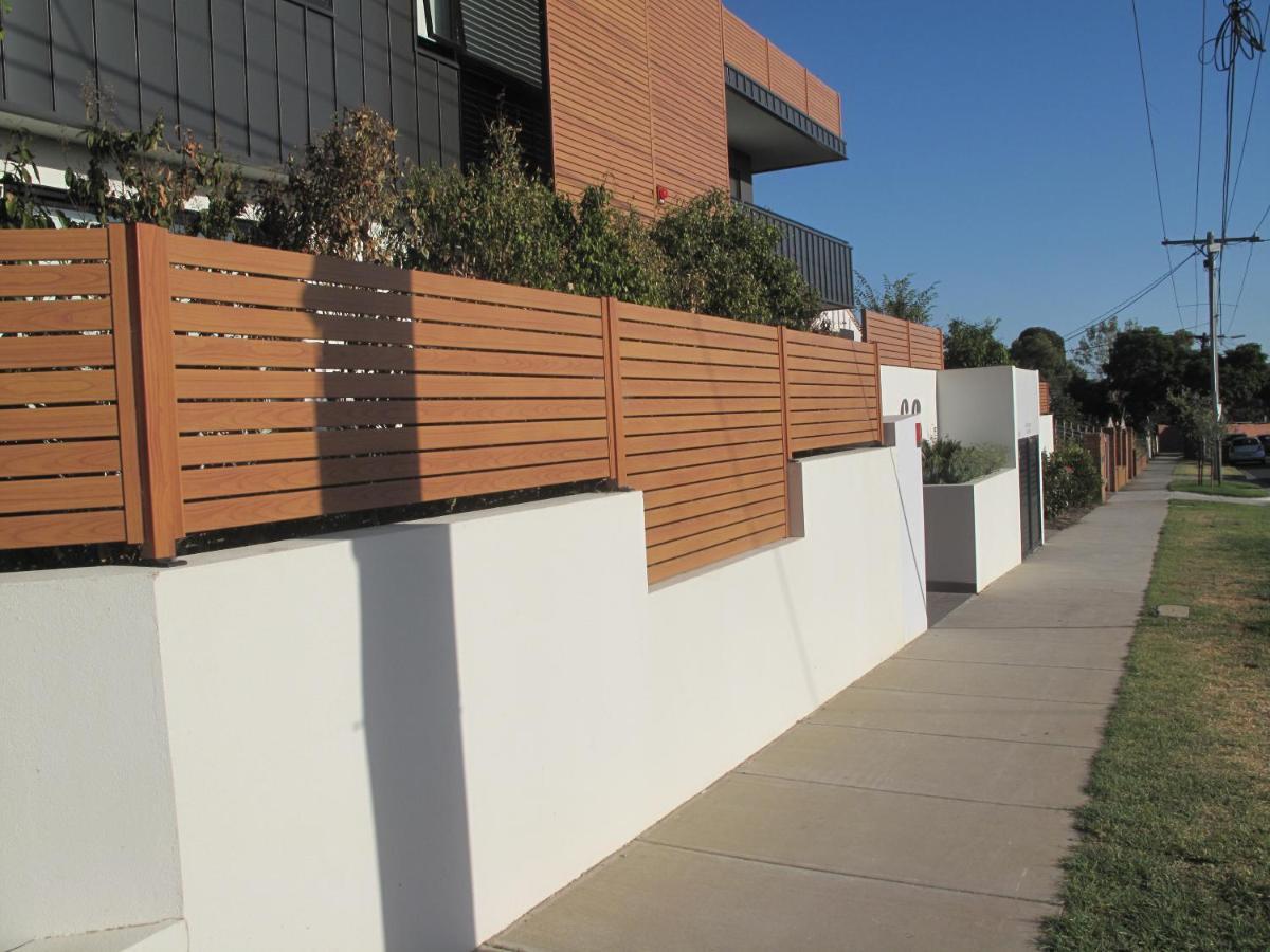 Modern 3 Bedroom Apt With Free Parking, Netflix, Wifi & Welcome Wine By Bnb Pro Melbourne Exteriör bild
